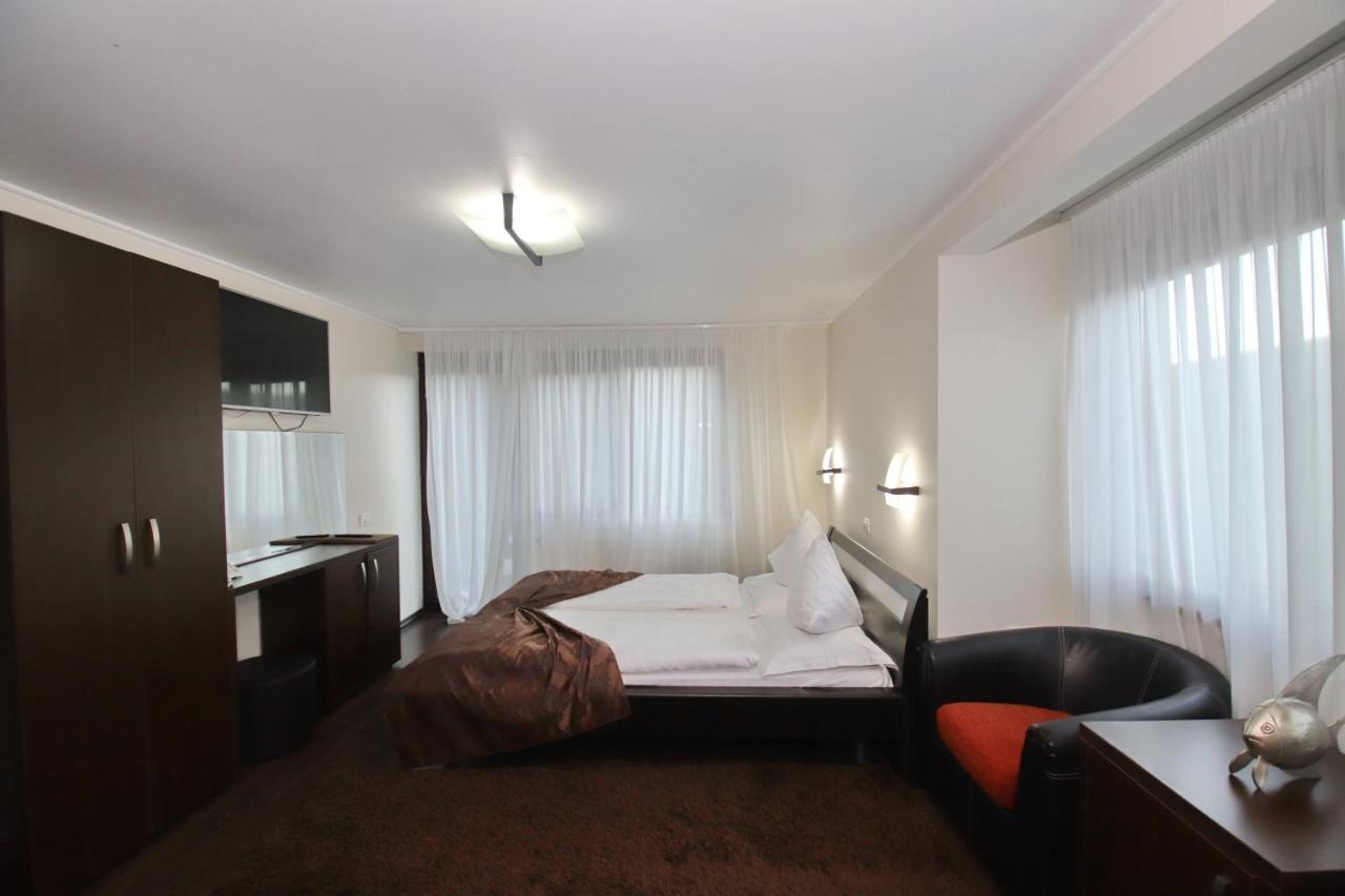 Hotel Complex Cochet Buşteni Exteriér fotografie